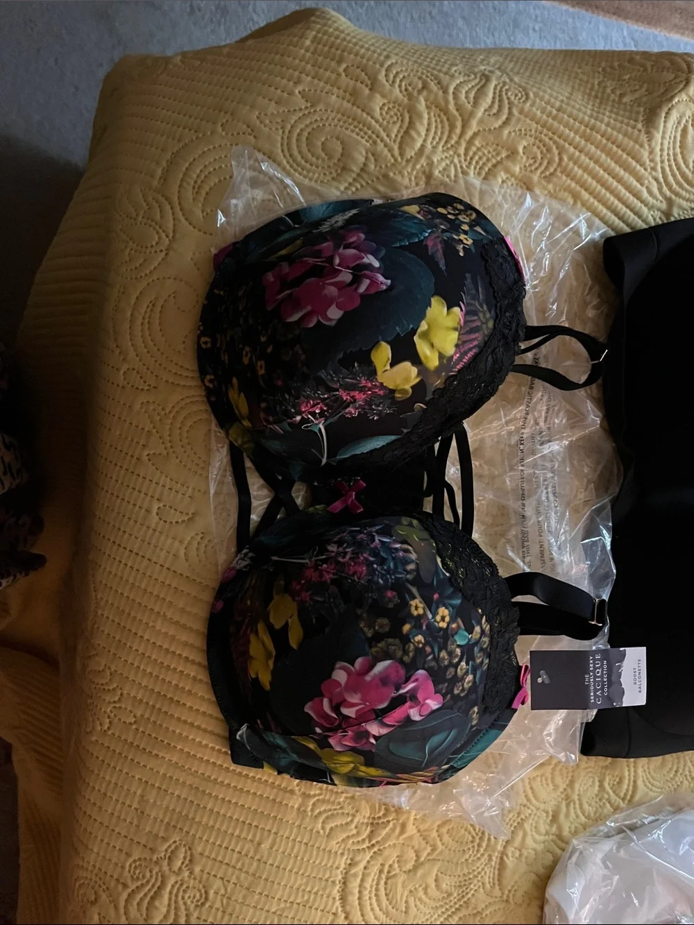 NWT Cacique brand new strapless multiway bra (4) and a boost balconette (1) - Picture 6 of 16